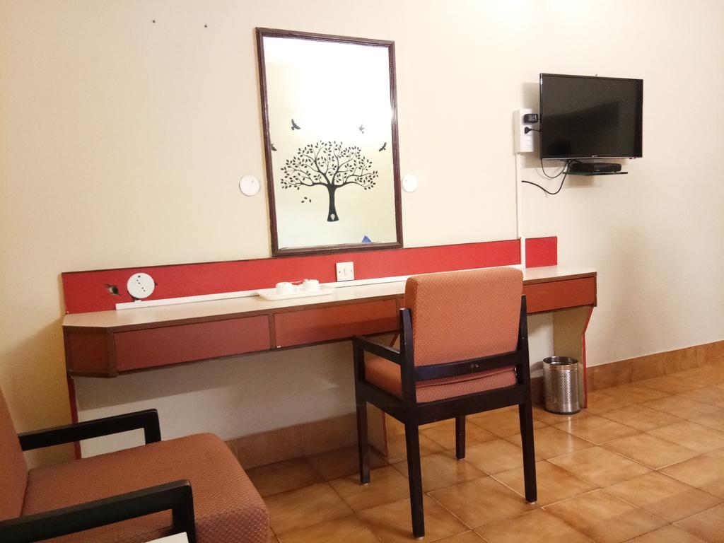 Hotel Telehaus International Bangalore Bagian luar foto