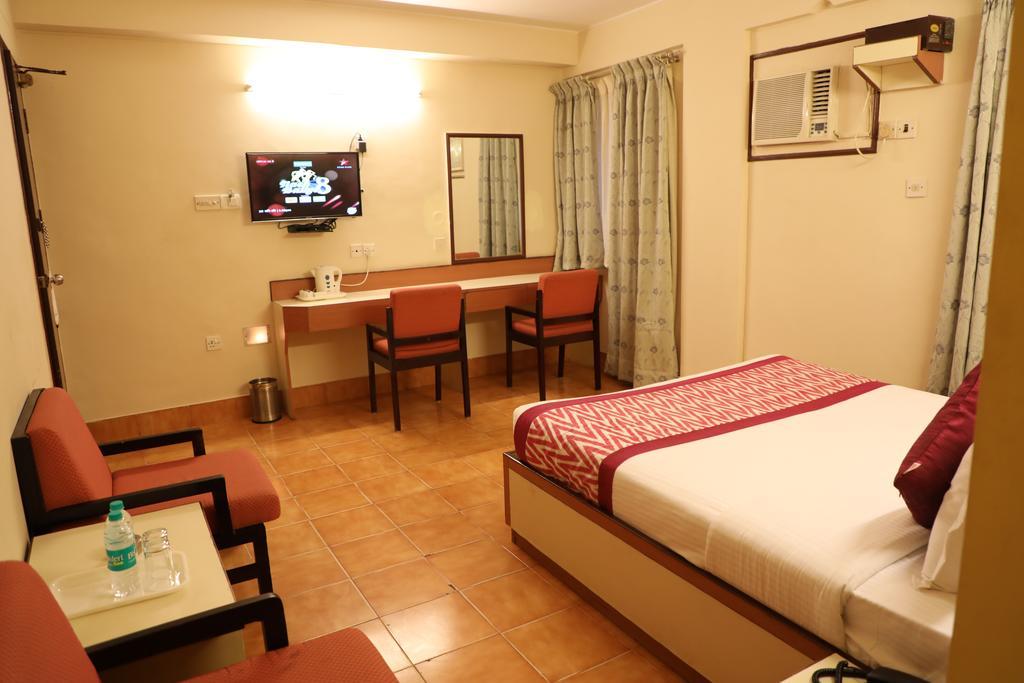 Hotel Telehaus International Bangalore Bagian luar foto