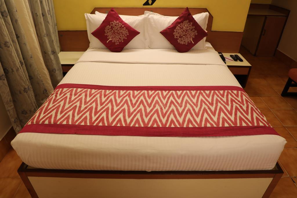 Hotel Telehaus International Bangalore Bagian luar foto